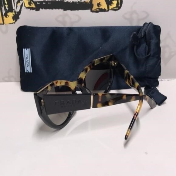 New Authentic Prada Tortoise and Black Women's Sunglasses PR03W 01M-0A7 - Picture 4 of 12